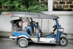 tuk tuk in luang prabang